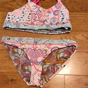 Super cute Maaji bikini, size 16 girls